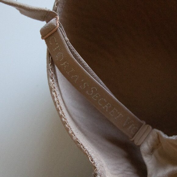 Victoria's Secret Lined Demi Bra Bundle Size 36DD - Picture 11 of 16